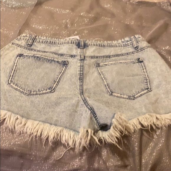 New - Picture 2 of 2